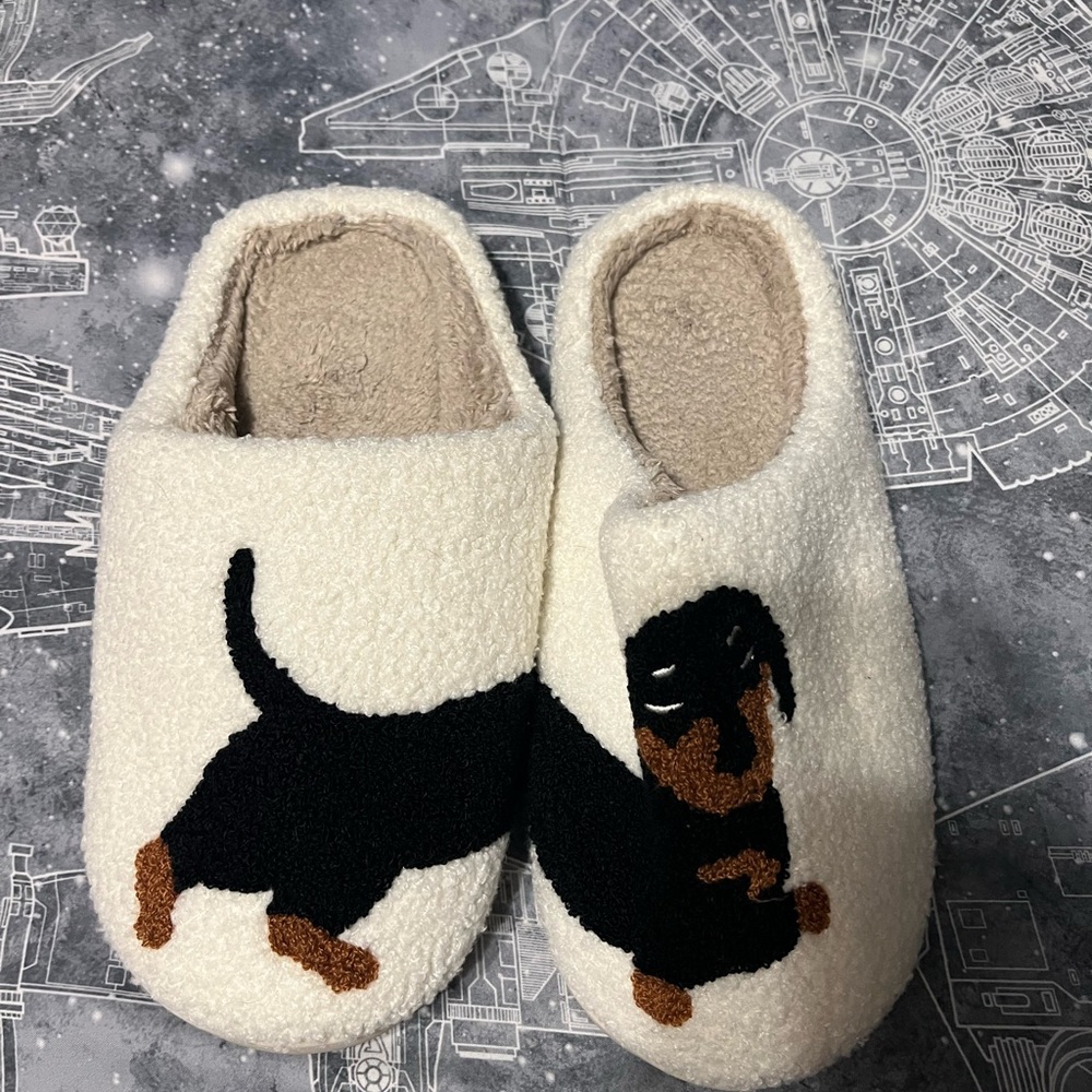 Cozy Dog Slippers - Black and Brown